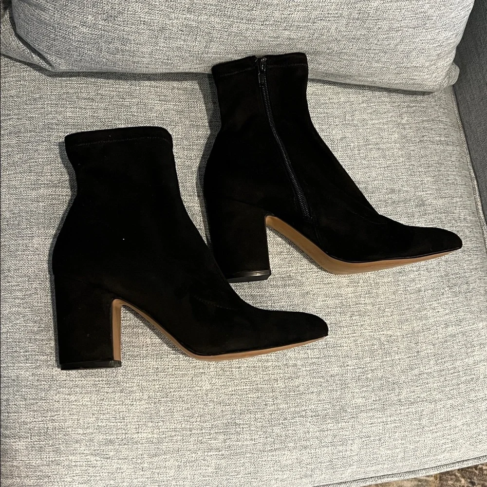 Steven Lieve Black Suede Pointed-Toe Sock Boots - Picture 2 of 11